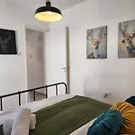 Lazuli Frida Two Bedroom * 拉纳卡
