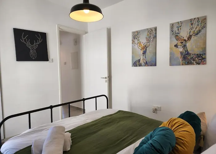 Lazuli Frida Two Bedroom * Lárnaca