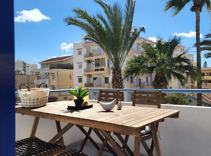 Lazuli Frida Two Bedroom * Lárnaca