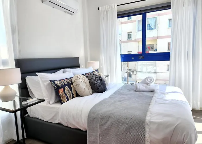 Lazuli Frida Two Bedroom * Larnaca